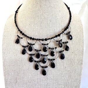 VTG Black Faceted Crystal Silver Wire Scalloped Design Gothic Size 16" Long